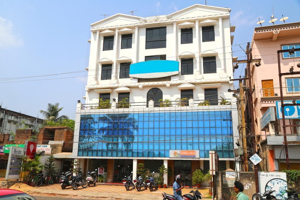 Oyo 1359 Hotel Best Inn Bhubaneswar Esterno foto