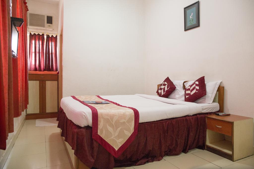 Oyo 1359 Hotel Best Inn Bhubaneswar Esterno foto